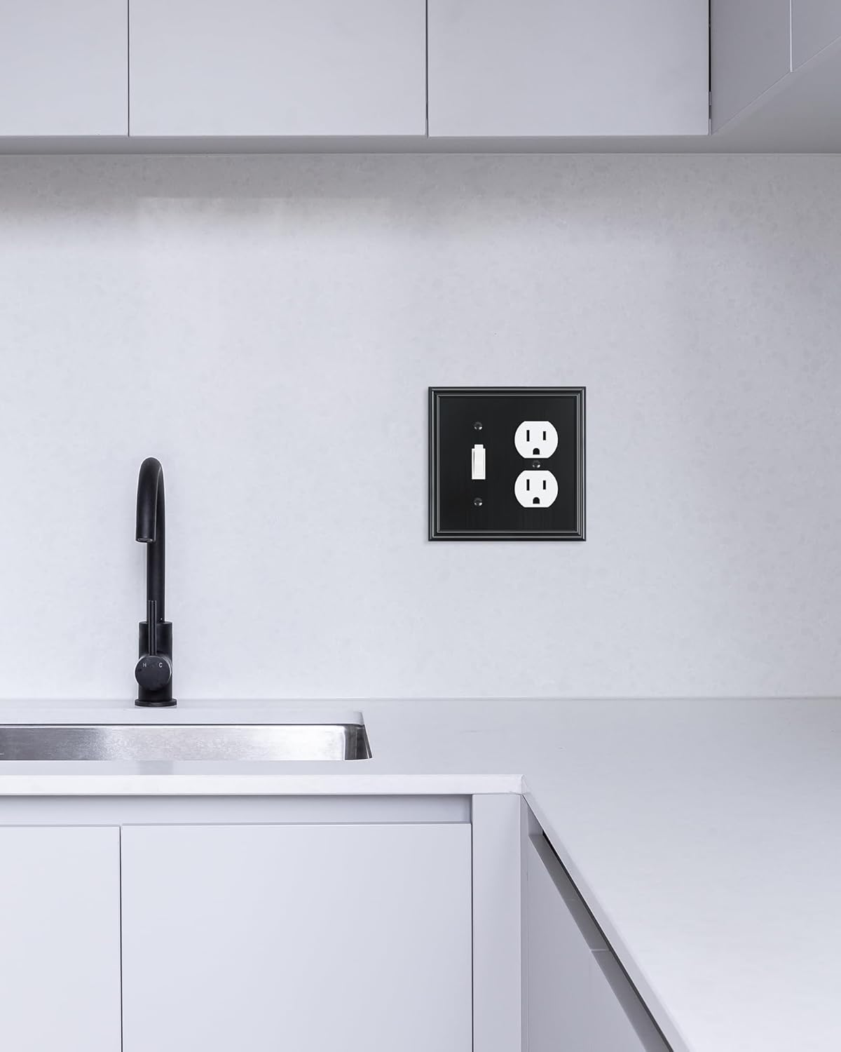 2-Pack Combo Toggle/Duplex Light Switch Cover Plate, Black Wall Outlet Cover Plate, Decorative Wall Receptacle Cover for Electrical Outlets, Light Switch, Durable Solid Zinc Alloy