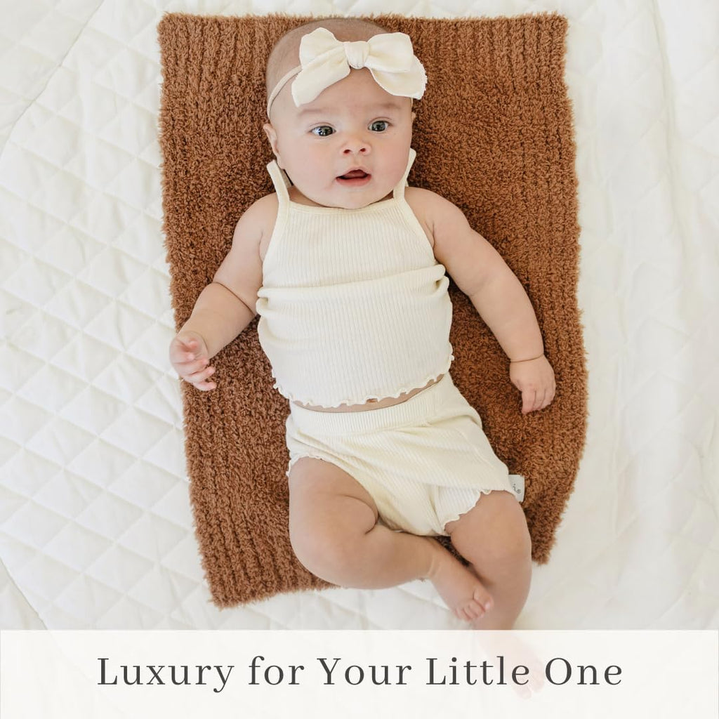 SARANONI Bamboni Luxury Baby Blanket, Breathable & Soft Plush Blanket for Infant Boys & Girls (Caramel, Mini 15” x 20”)