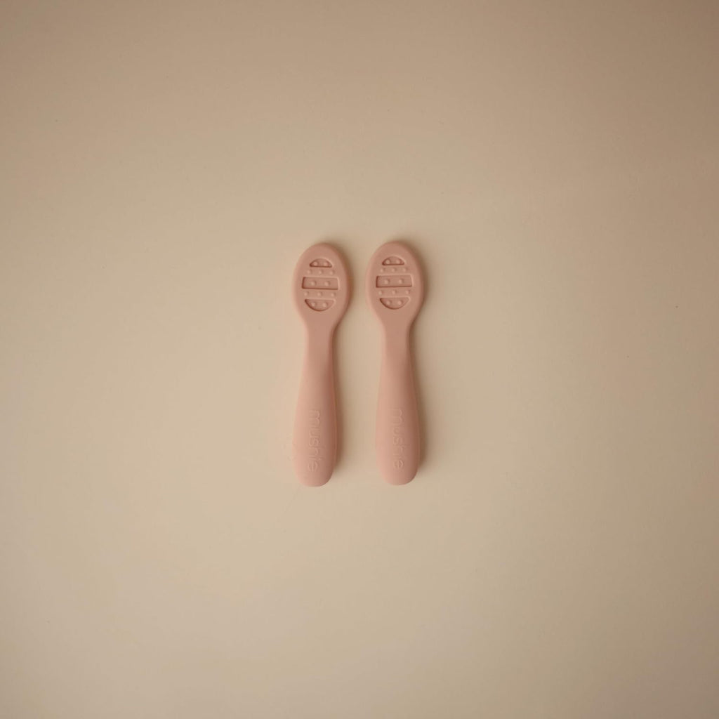 mushie Silicone First Feeding Baby Spoons | 2 Pack (Blush/Shifting Sand)