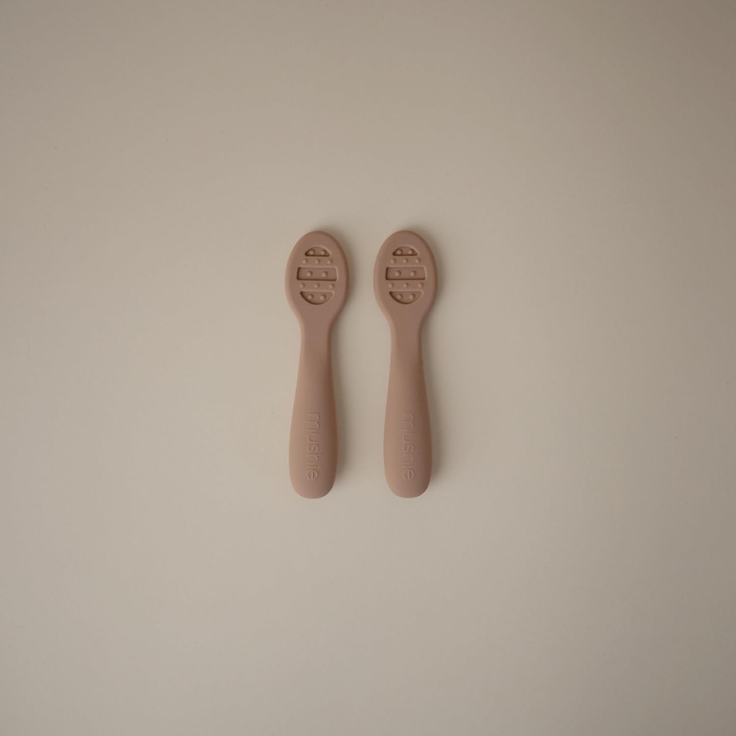mushie Silicone First Feeding Baby Spoons | 2 Pack (Natural/Shifting Sand)