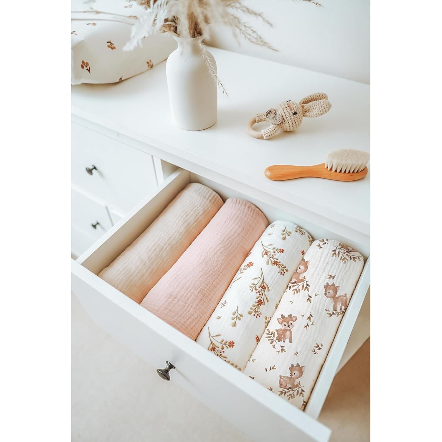 Konssy Baby Blankets for Unisex Boys Girls, Super Soft Nursery Minky Blankets with Muslin Cotton Front and Dotted Fleece Backing, Printed Bed Throws Newborn