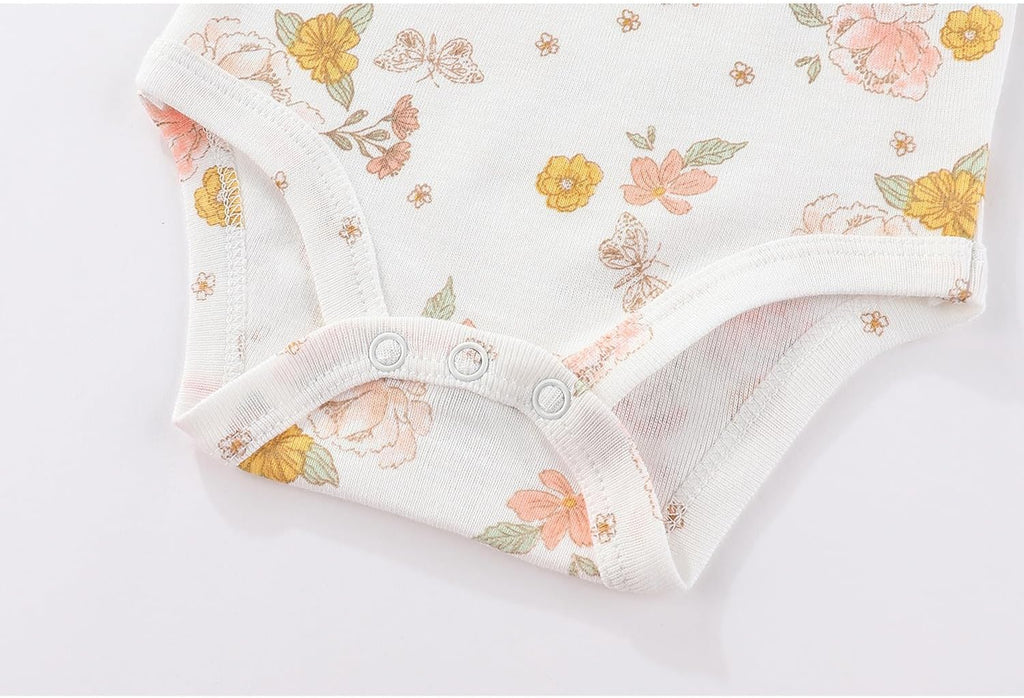 Kiddiezoom Newborn Baby Layette Set 10-Piece with Bodysuits and Pants Set for Unisex Baby Gift Sets