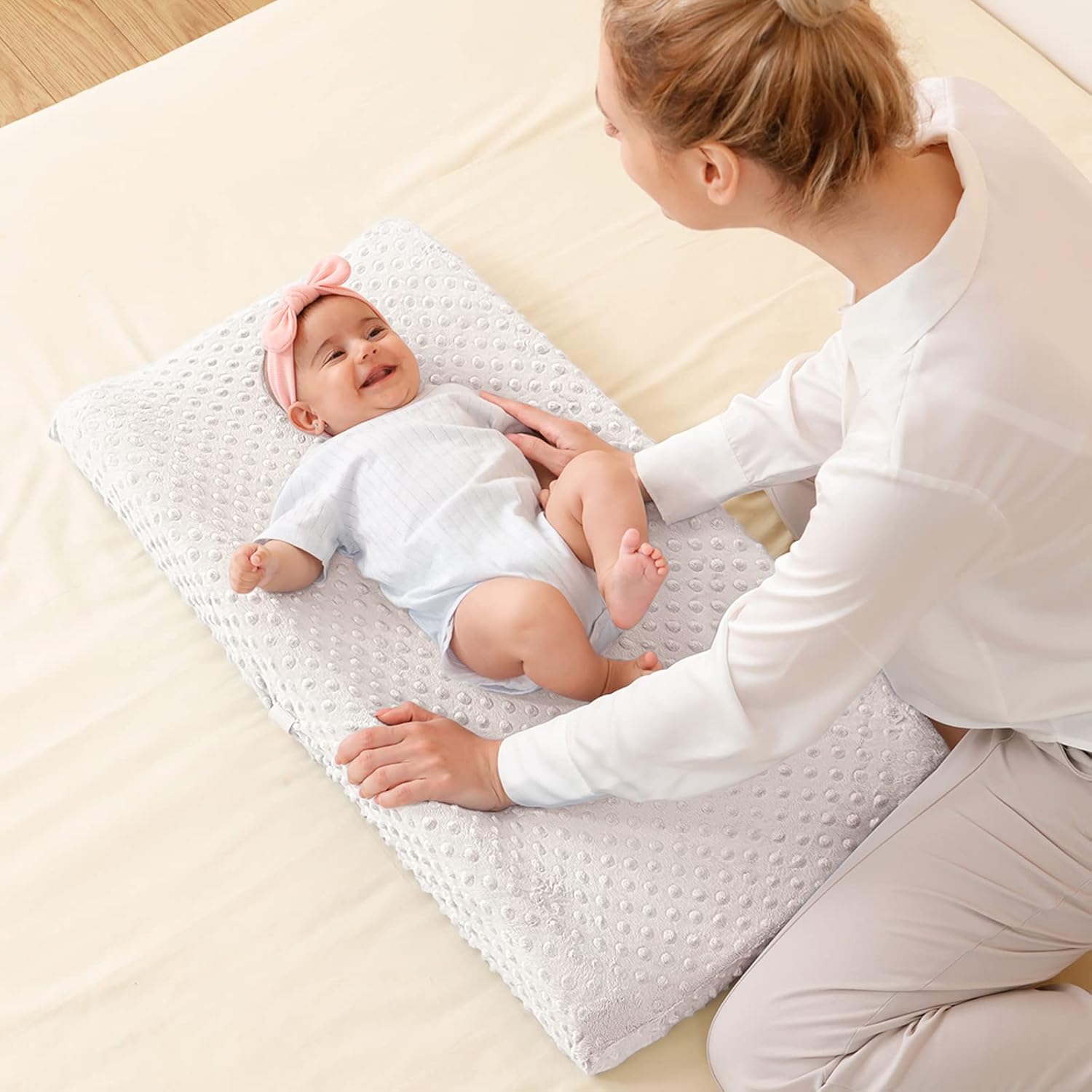 Baby Changing Pad Cover, Super Soft Plush Dot Diaper Changing Table Covers for Baby Girls and Boys, Ultra Comfortable, Safe for Babies, Fit 32"/34'' x 16" Pad (Beige)