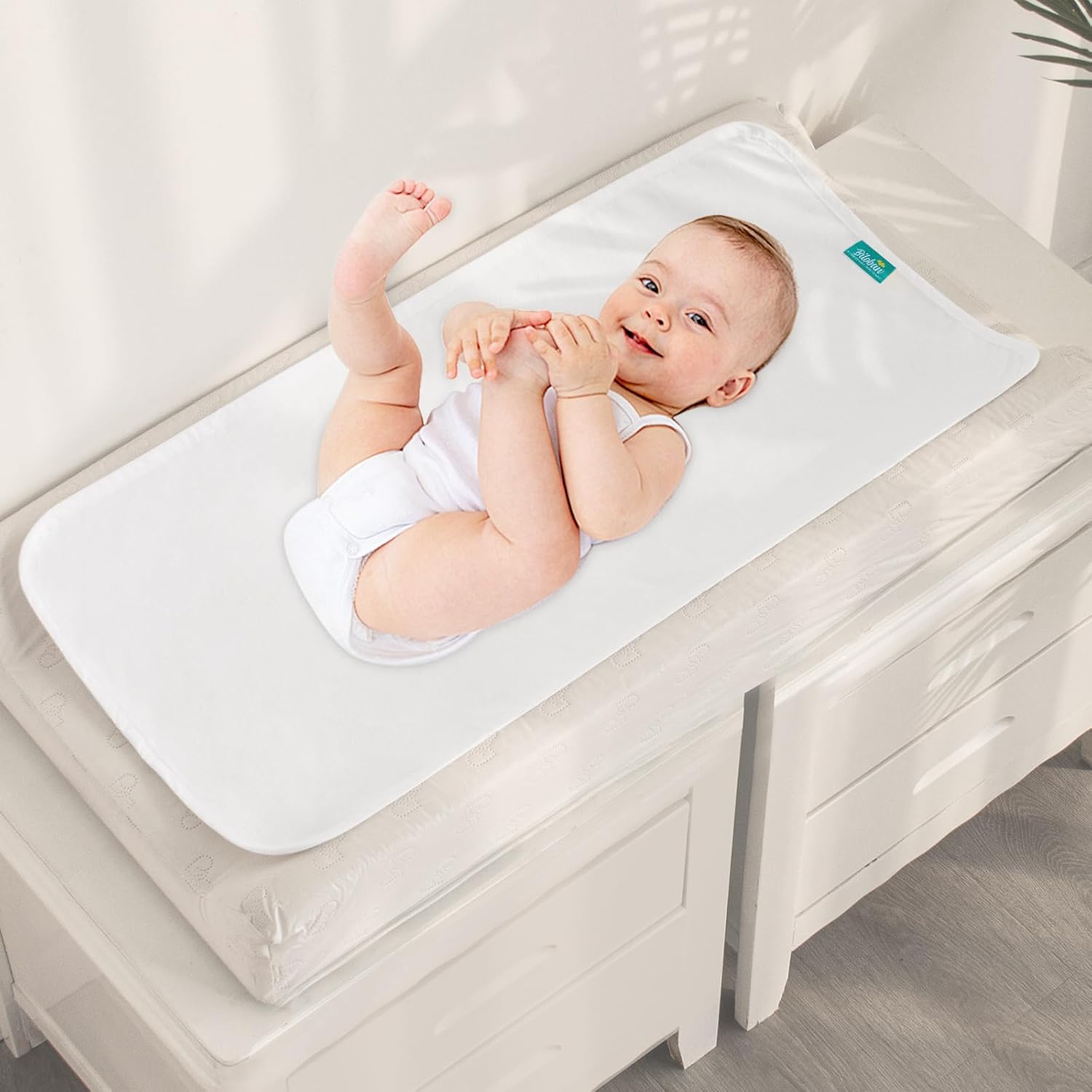 Changing Pad Liner 5 Count Waterproof Baby Diaper Changing Pad Cover 28" X 15" Larger Cotton Flannel Absorbent & Skin-Friendly Portable Changing Pad Liners (Solid Improved Thickness)