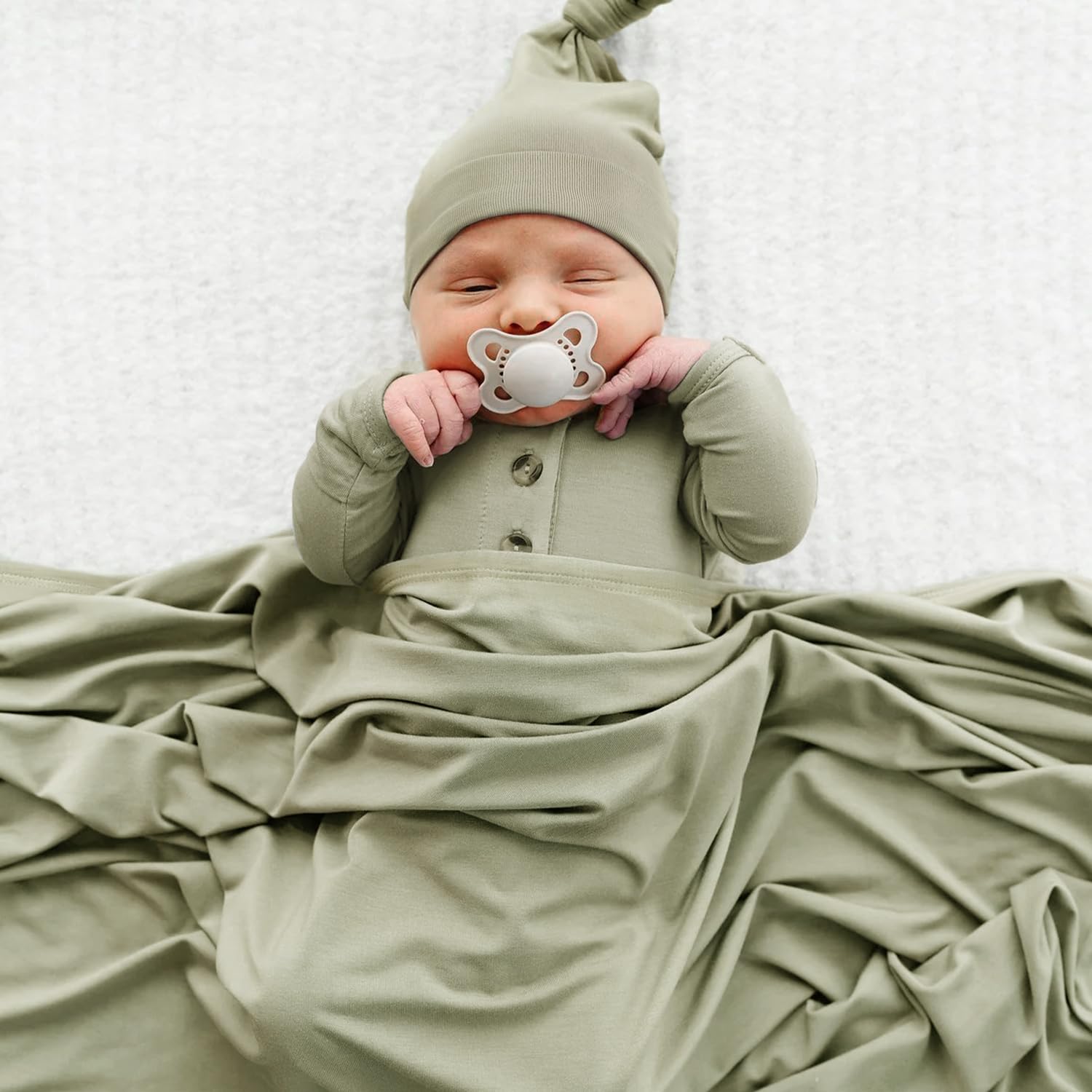 GRSSDER Newborn Swaddle Blanket, Ultra Soft Jersey Receiving Blanket with Matching Headband and Beanie Set, 47×47" Extra Large Nursery Swaddle Wrap for Girls and Boys