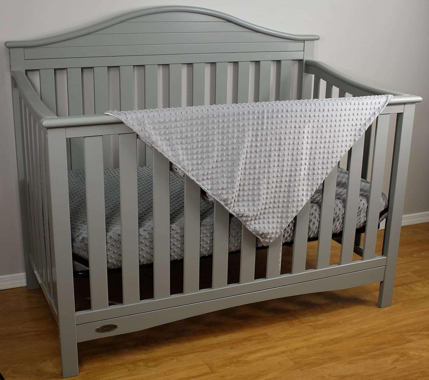 Top Tots Baby Blanket – Soft Plaid Animal Print with Bears, Deer & Trees – White Front, Gray Dotted Minky Back