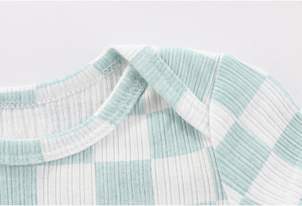 Kiddiezoom Newborn Baby Layette Set 10-Piece with Bodysuits and Pants Set for Unisex Baby Gift Sets