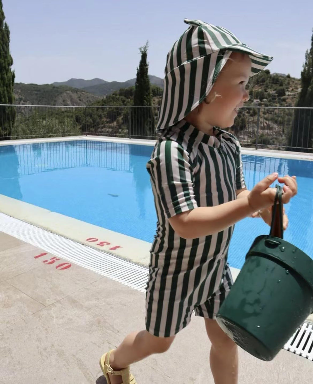 Boys One Piece Swimsuit Whale Dolphin Bathing Suit Zipper Rash Guard Kid Short Sleeve Swimwear Shark Beach Wear UPF50+