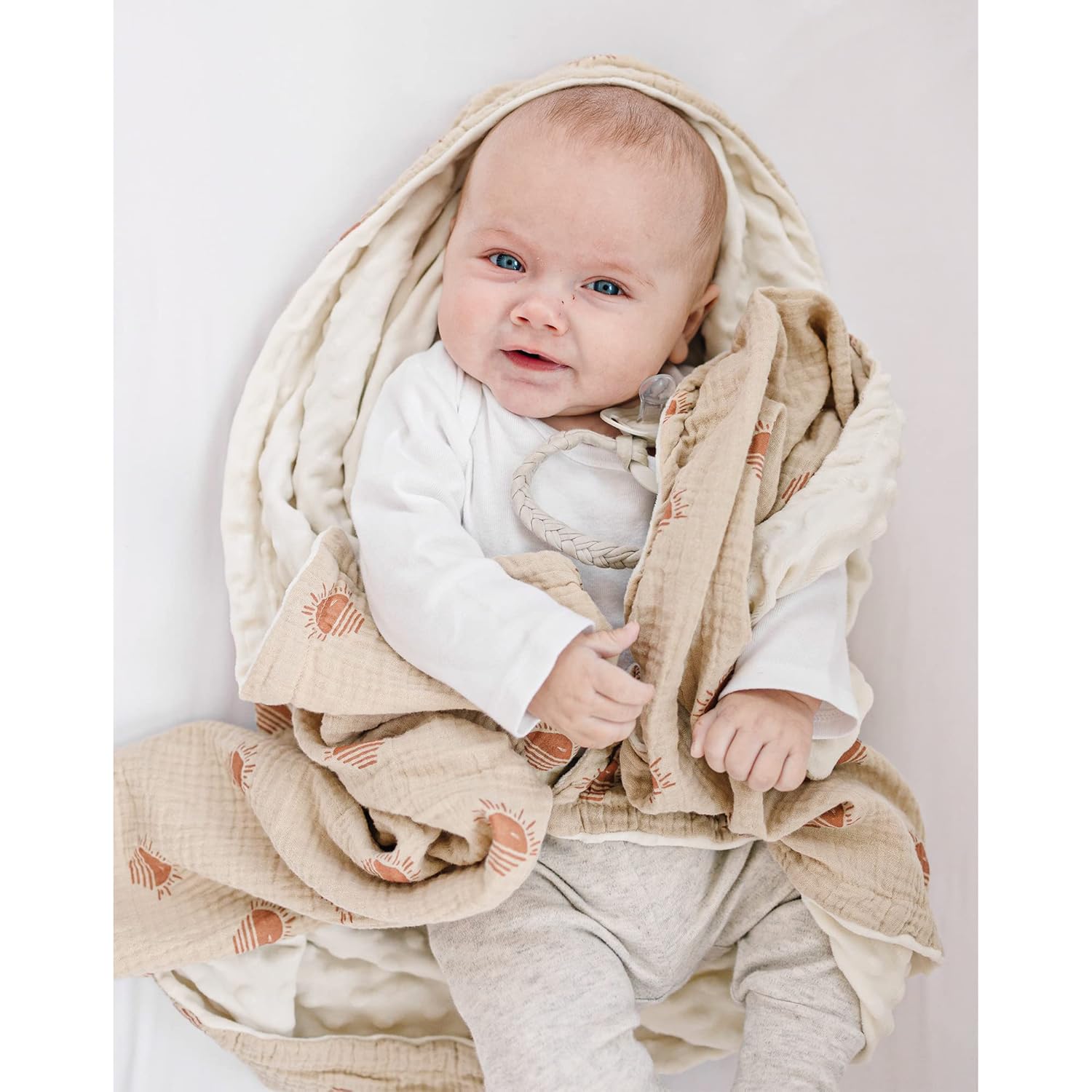 Konssy Baby Blankets for Unisex Boys Girls, Super Soft Nursery Minky Blankets with Muslin Cotton Front and Dotted Fleece Backing, Printed Bed Throws Newborn