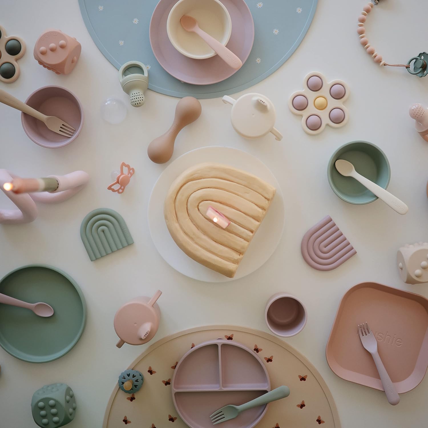 mushie Trainer Sippy Cup | Made in Denmark | Leak Resistant Twist-Off Lid & Handles | 6 Months + (Blush)