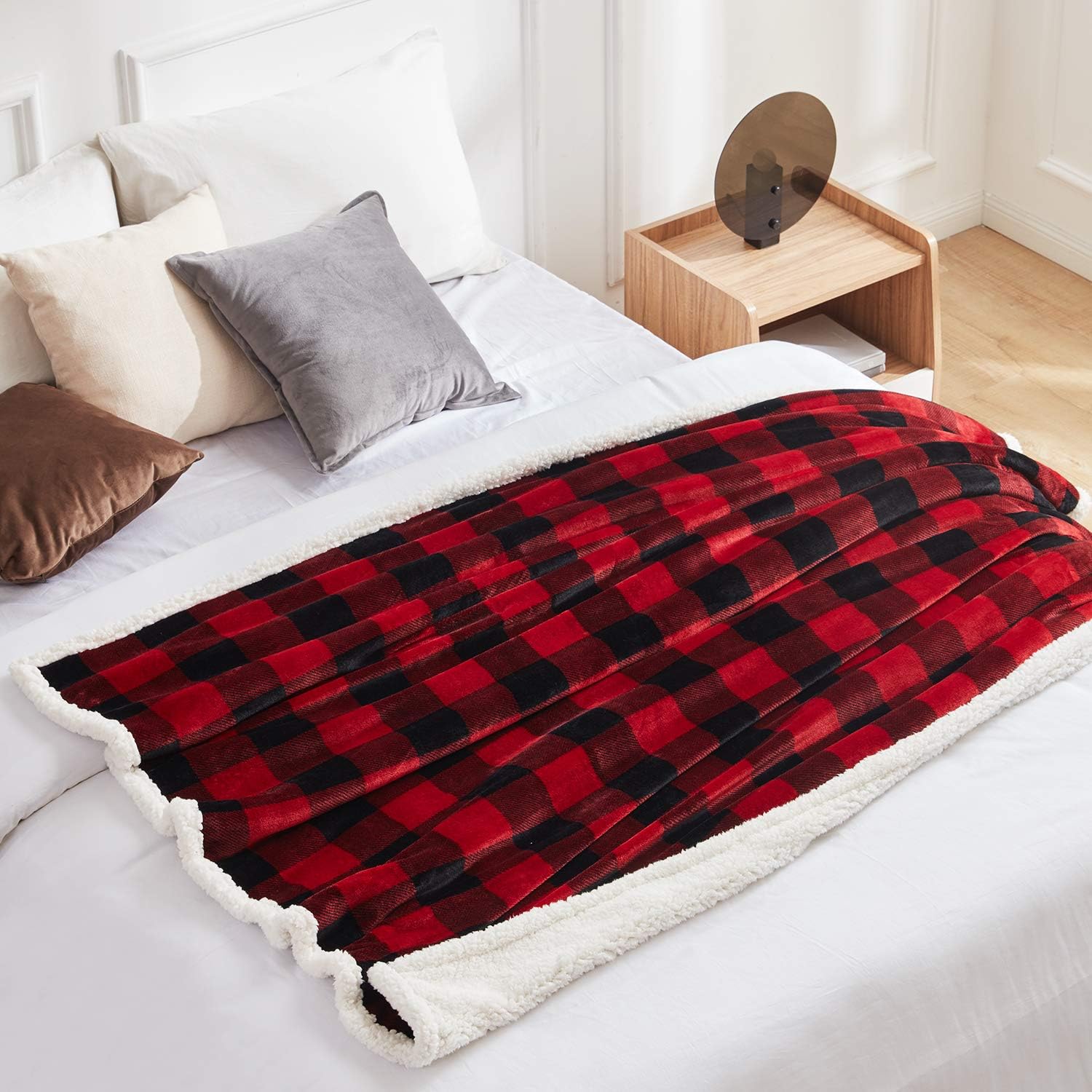 Touchat Sherpa Red and Black Buffalo Plaid Christmas Twin Blanket 60" X 70", Fuzzy Fluffy Soft Cozy Throw Blanket, Fleece Flannel Plush Microfiber Blanket for Couch Bed Sofa