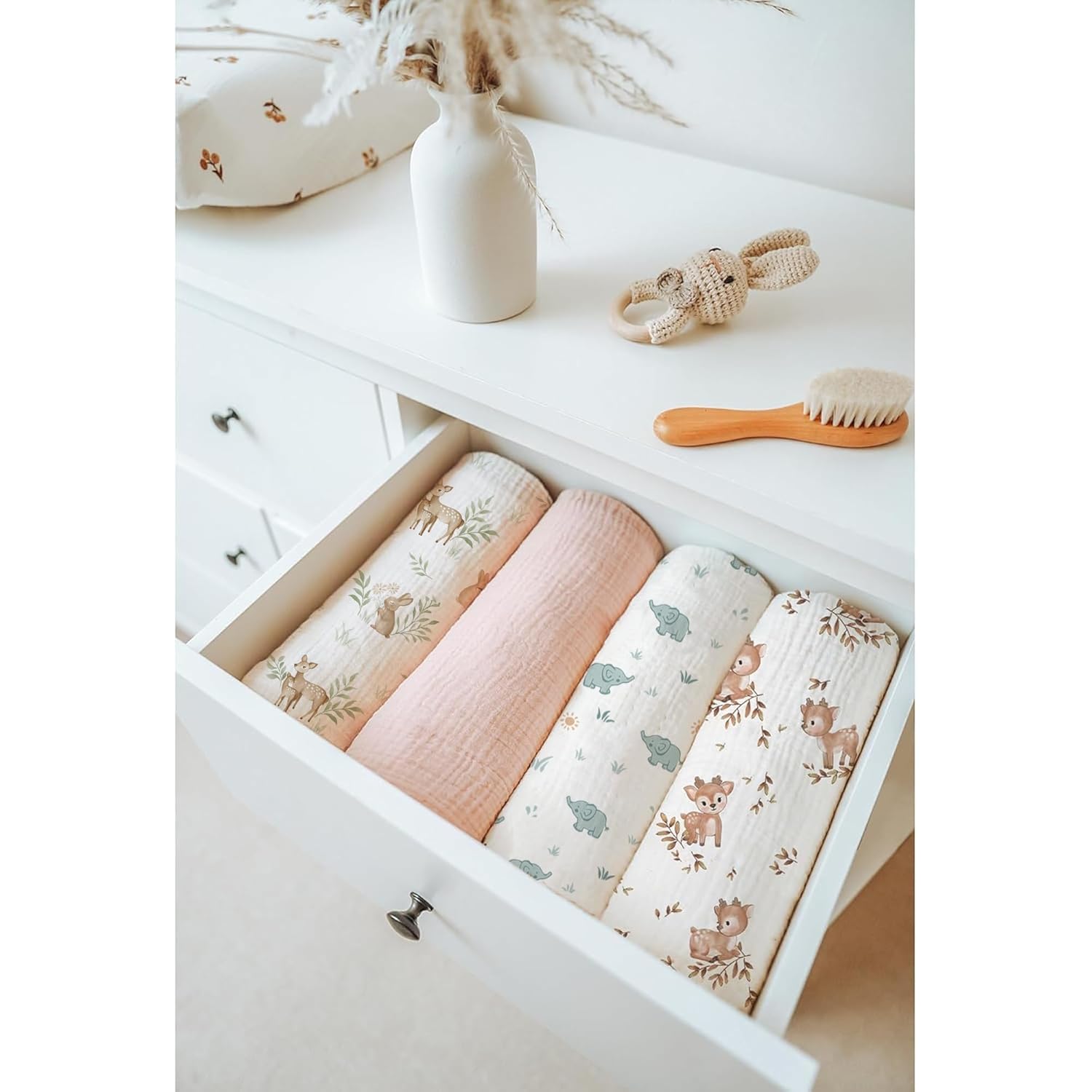 Konssy Baby Blankets for Unisex Boys Girls, Super Soft Nursery Minky Blankets with Muslin Cotton Front and Dotted Fleece Backing, Printed Bed Throws Newborn