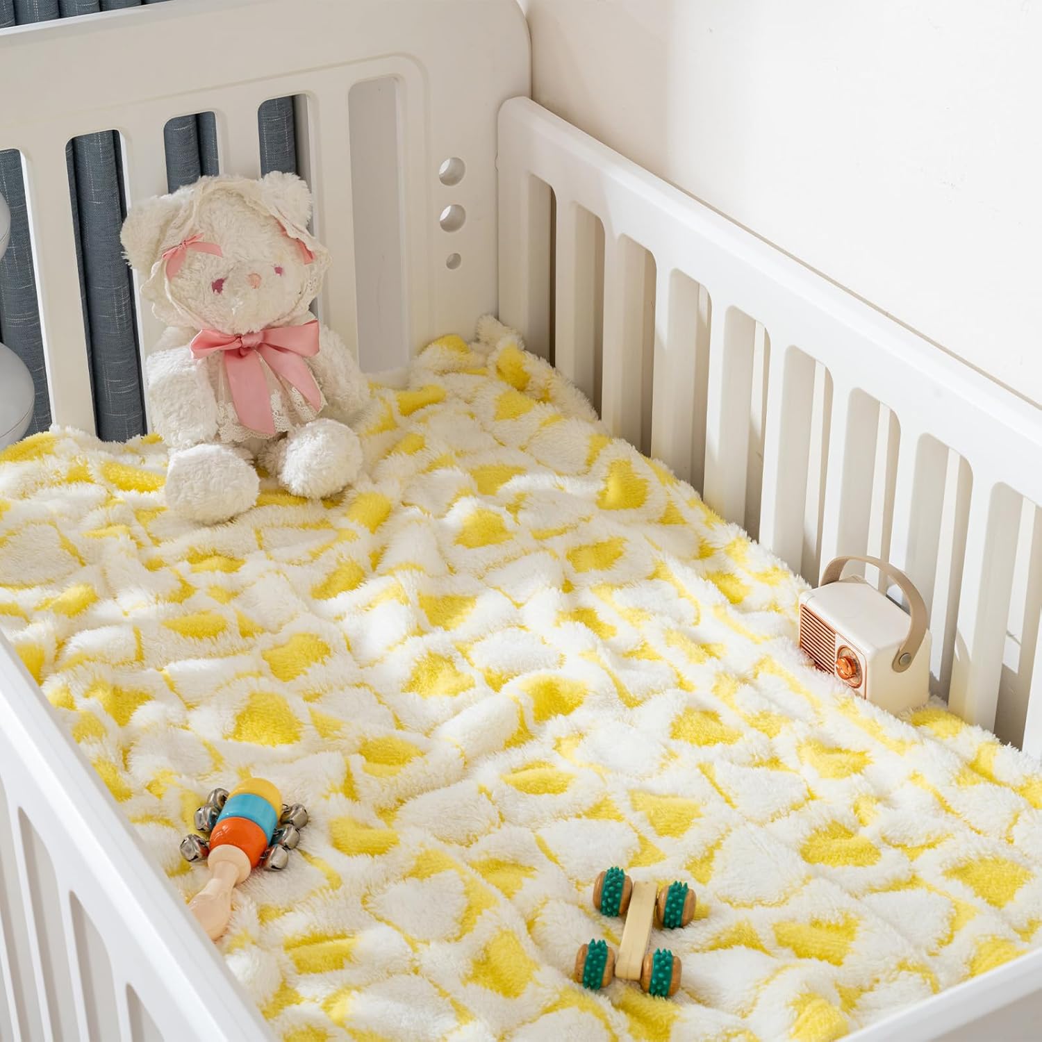 Fleece Baby Blanket for Girls 3D Checkerboard Design, Warm Cozy and Fluffy Infant Newborn Toddler Small Receiving Blankets for Crib Stroller, 30x40 Inches, Yellow