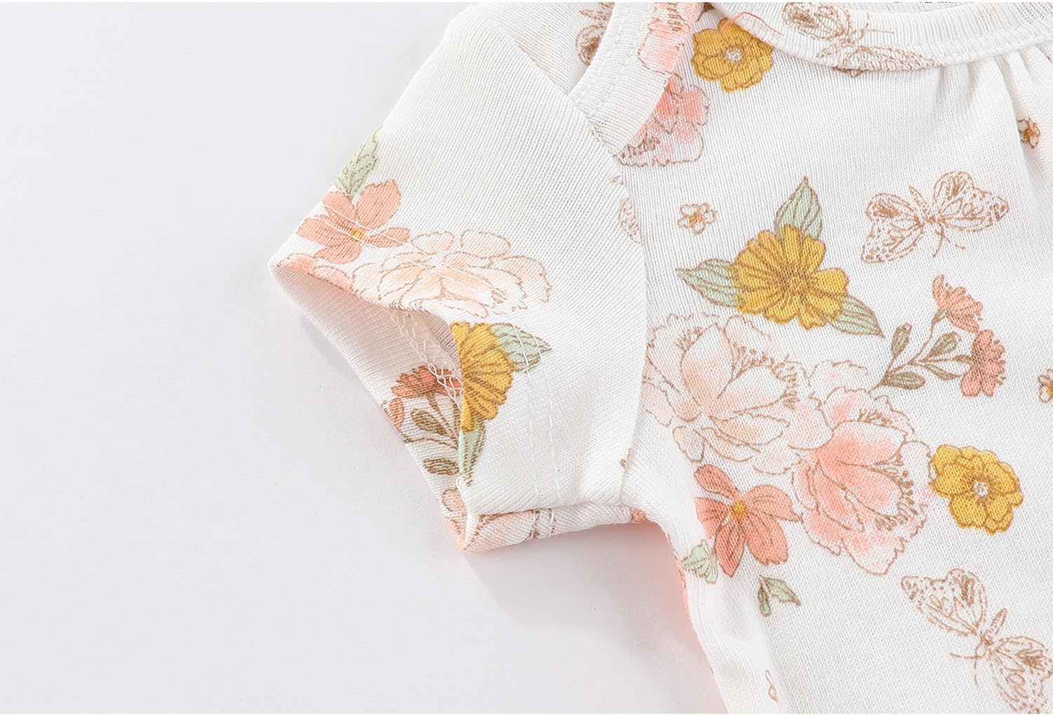 Kiddiezoom Newborn Baby Layette Set 10-Piece with Bodysuits and Pants Set for Unisex Baby Gift Sets