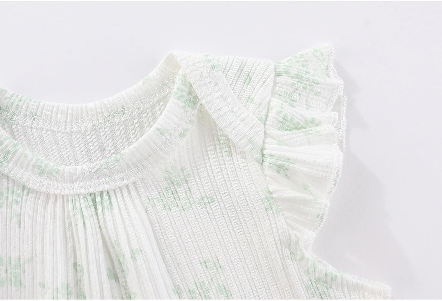 Kiddiezoom Newborn Baby Layette Set 10-Piece with Bodysuits and Pants Set for Unisex Baby Gift Sets