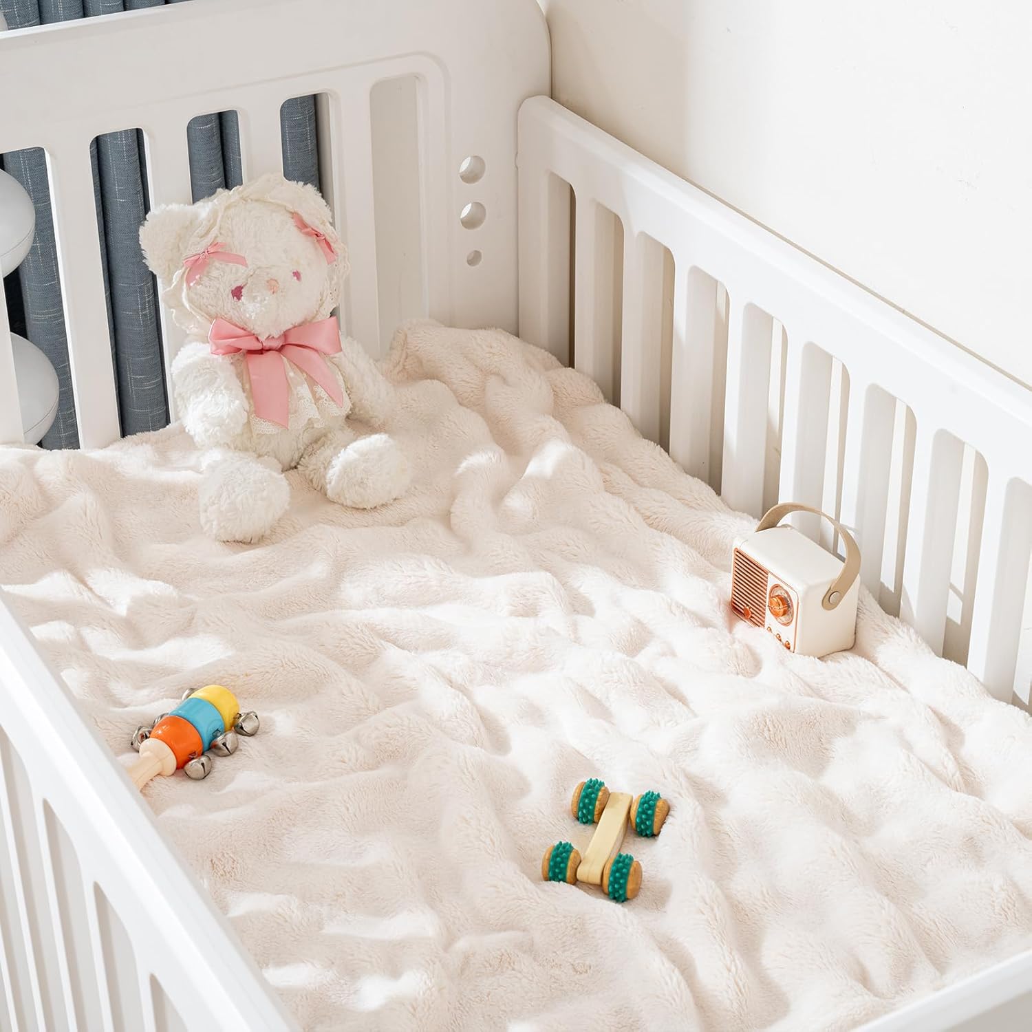 Fleece Baby Blanket for Boys Bubble Design, Warm Cozy and Fluffy Infant Newborn Toddler Small Receiving Blankets for Crib Stroller, 30x40 Inches, Off White