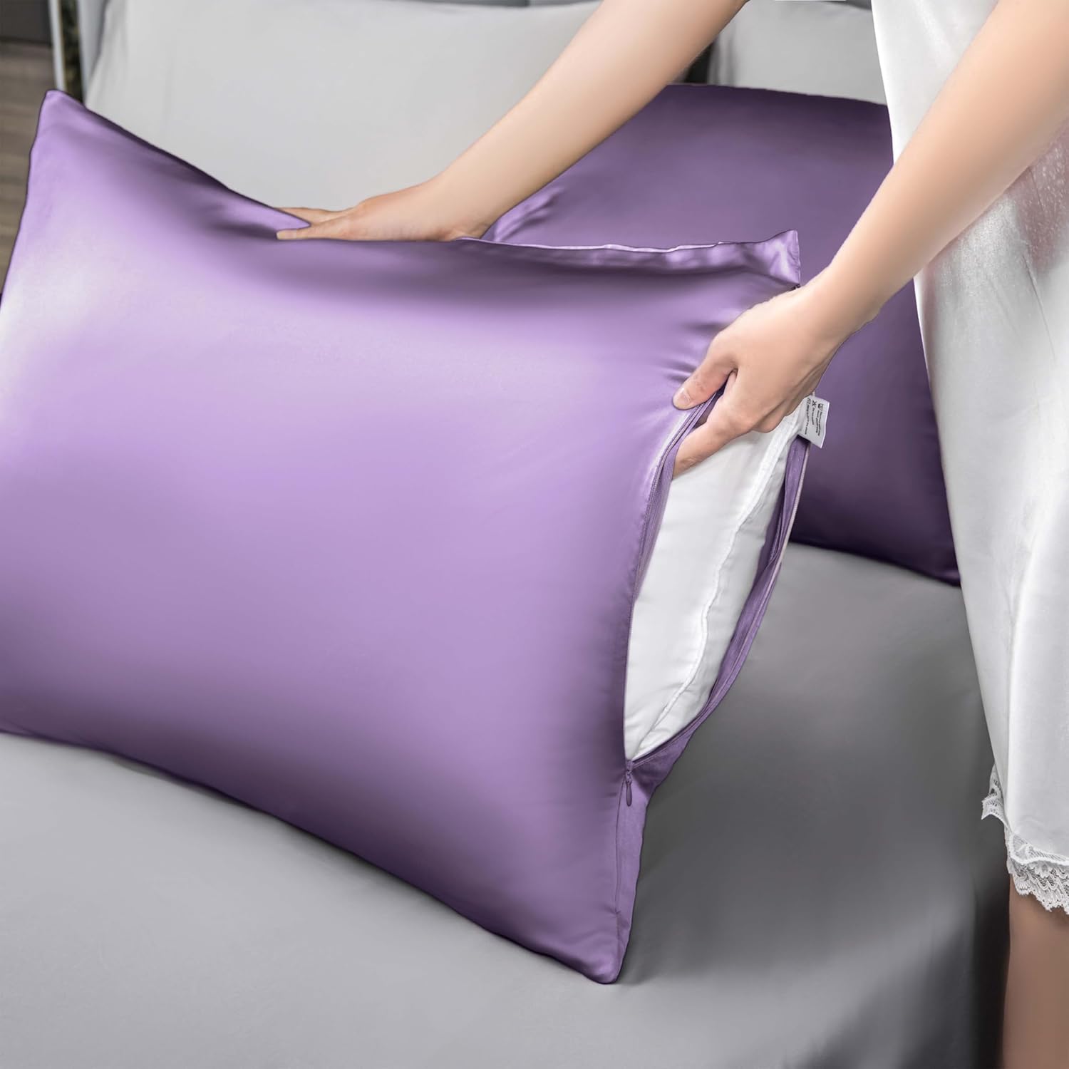 Mulberry Silk Pillowcase for Hair and Skin,King Size Cooling Silk Pillow Case with Hidden Zipper,Allergen Proof Dual Sides Soft Breathable Smooth Silk Pillow Cover for Women(King,Violet)