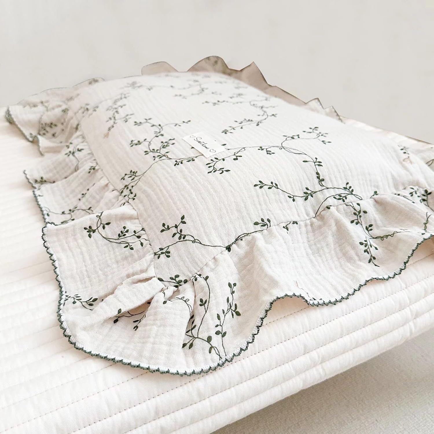 BuLuTu Muslin Toddler Pillowcase Boys Girls Shabby Chic Floral Design Pillow Cases 100% Cotton Gauze Pillow Covers with Envelope Closure,Soft Breathable,Vine Pattern,14"x20"