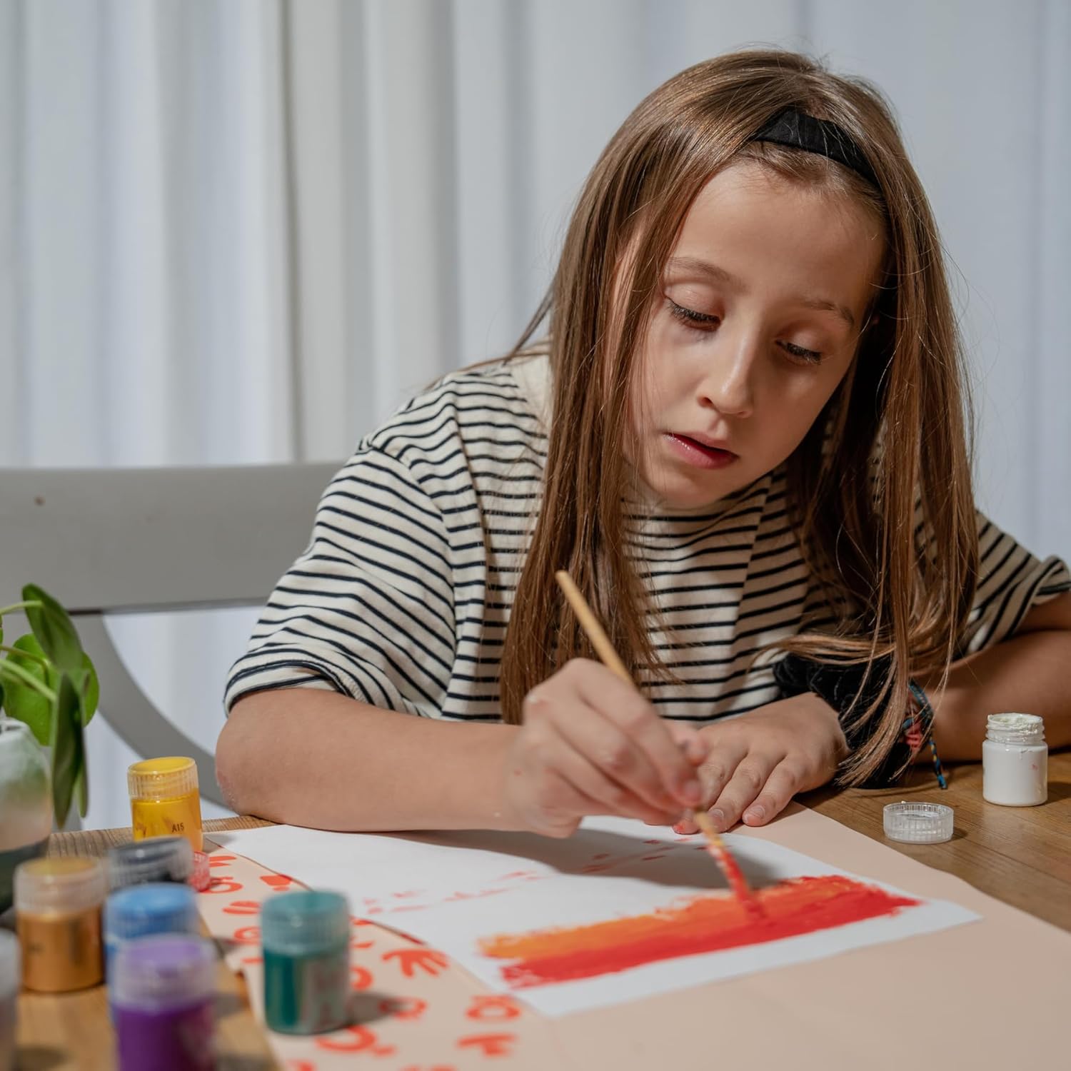 Sculpd Kids Painting Kit, Paint Craft Set for Kids Age 4 to 6, Includes 10 Colour Paint Set, 4 Paint Pens, 2 Canvases, Easels, Magnetic Picture Frame, Additional Art Supplies and Free Guidebook