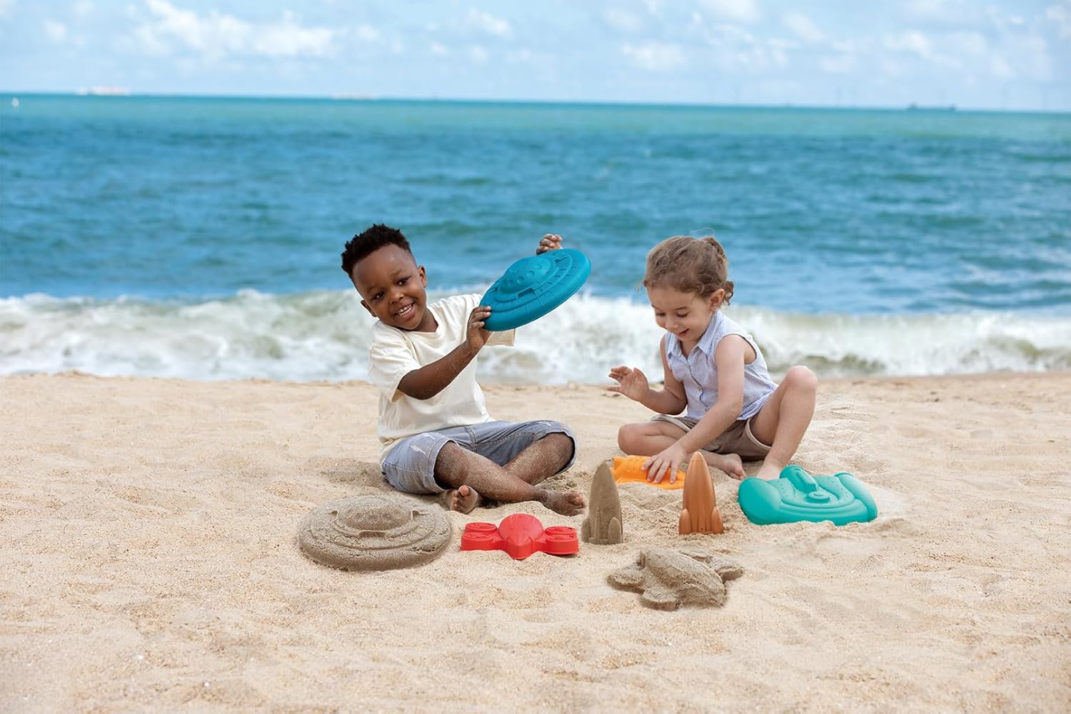 Hape Space Fleet Sand Toy, Beach Toy Set