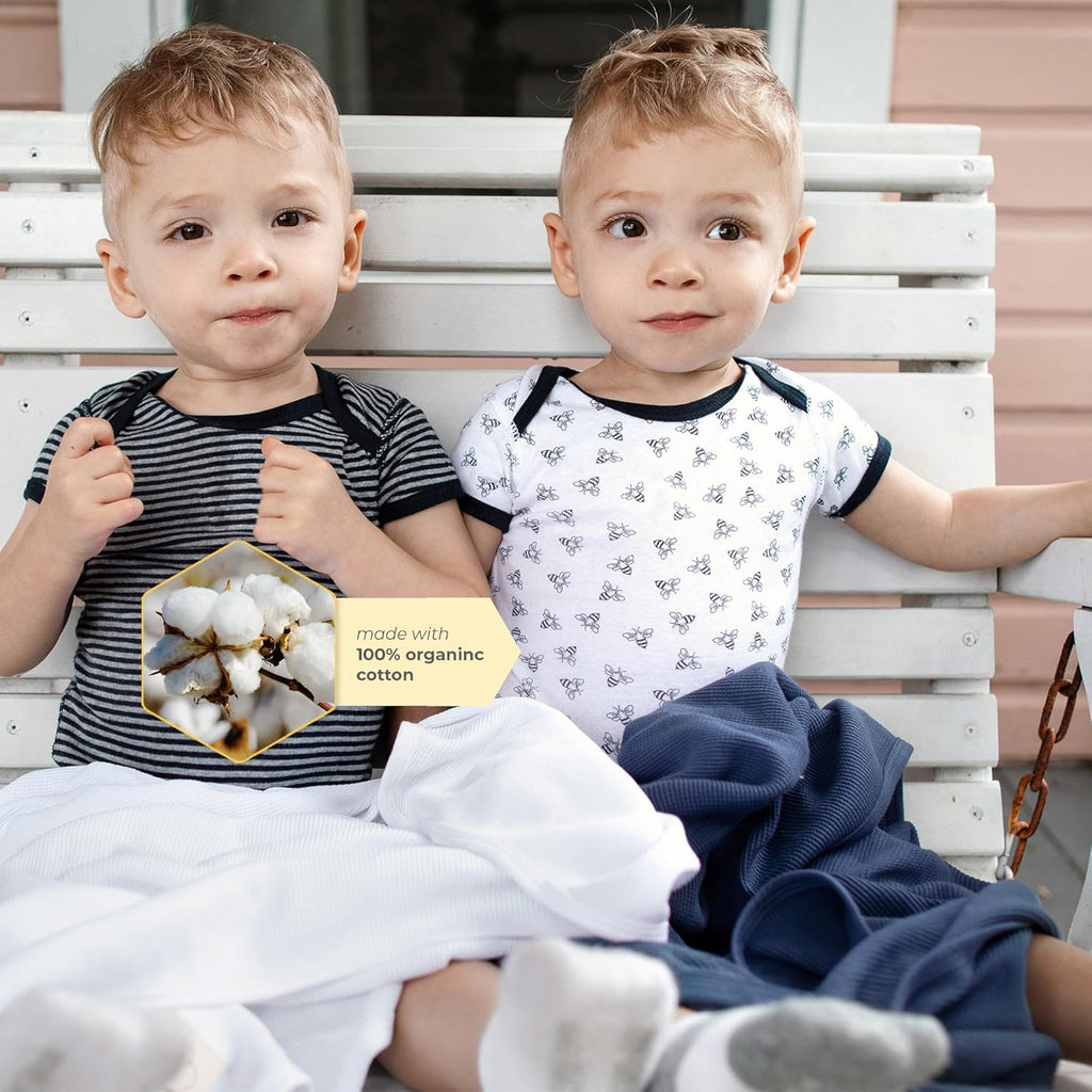 Burt's Bees Baby Unisex Organic Cotton Short and Long Sleeve Bodysuits, 5-Pack