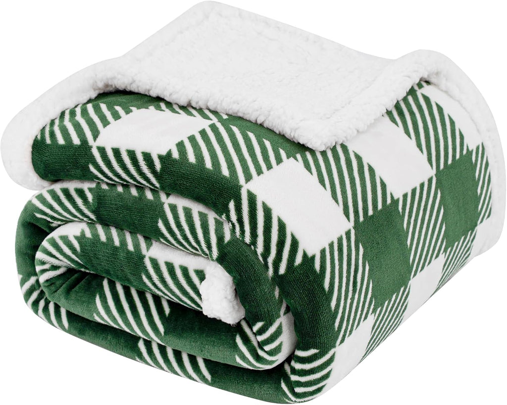 Touchat Sherpa Plaid Twin Blanket 60" X 70", Fuzzy Fluffy Soft Cozy Throw Blanket, Twin Size Plush Fleece Flannel Plush Microfiber Blanket for Couch Bed Sofa (GreenWhite)
