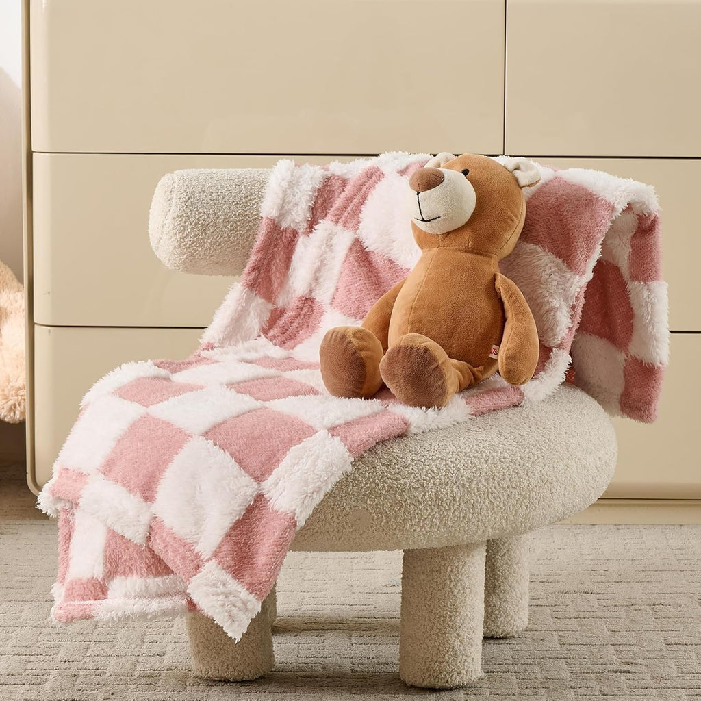 Fleece Baby Blanket for Girls 3D Checkerboard Design, Warm Cozy and Fluffy Infant Newborn Toddler Small Receiving Blankets for Crib Stroller, 30x40 Inches, Pink1