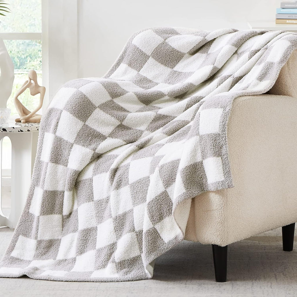 WRENSONGE Checkered Throw Blanket, Light Grey Soft Cozy Fluffy Warm Hand Made Throw Blankets for Couch, Sofa, Chair, Bed, Camping, Picnic, Travel Lightweight Bed Blanket - 50"*70"