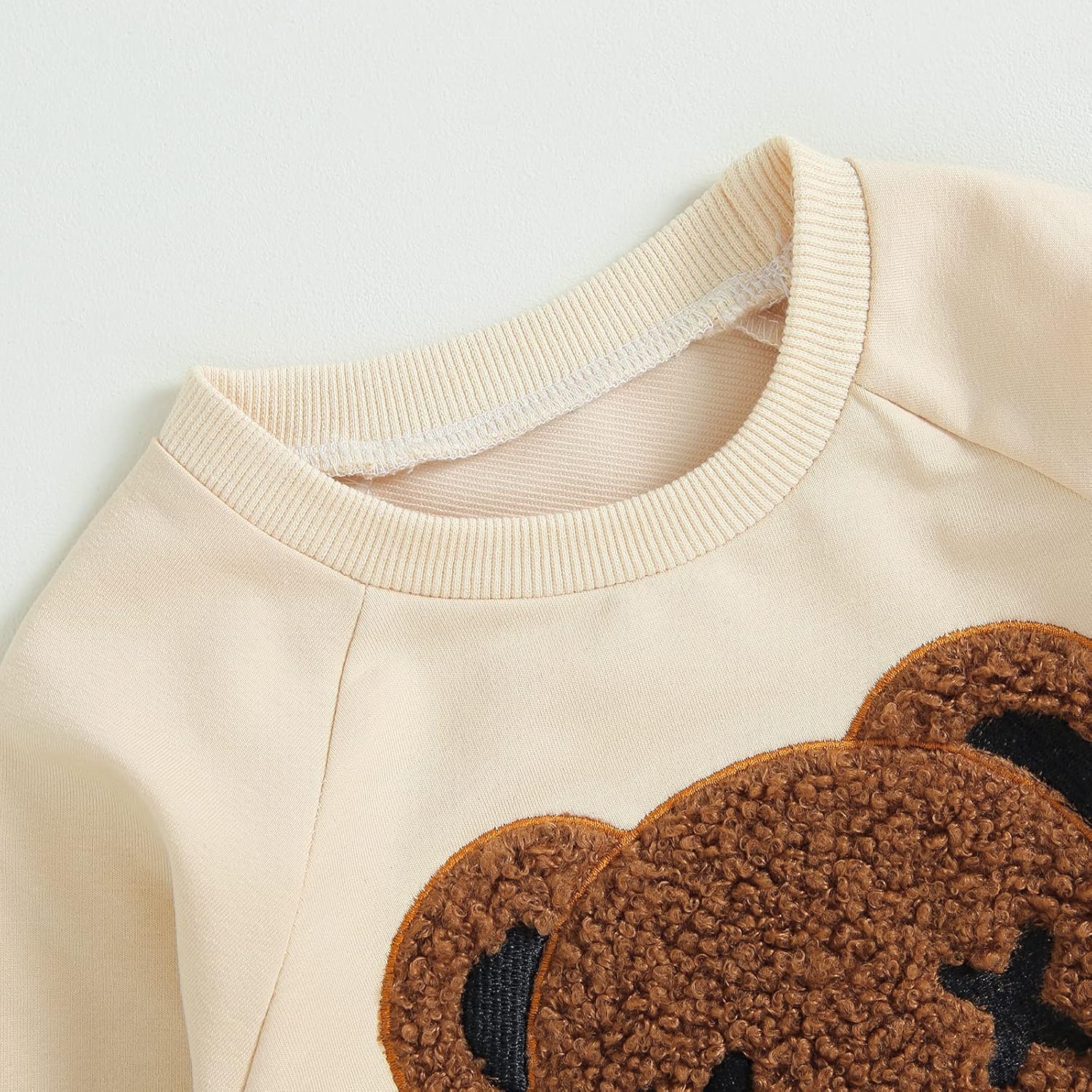 WZTYYDS Toddler Boy Clothes 2T 3T 4T 5T Fall Outfits Baby Pullover & Pants Sets Kids Winter 2Pcs Sweatsuit