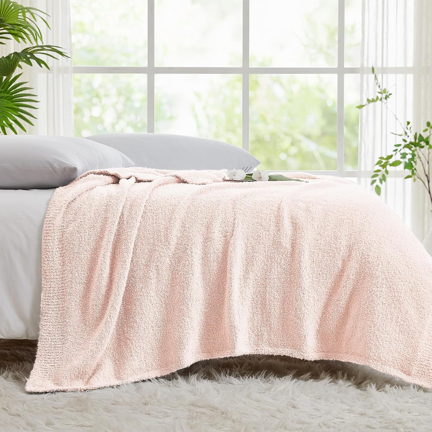 CYMULA Super Soft Pink Throw Blanket 50x60 inches- Lightweight Plush Fuzzy Fluffy Warm Cozy Blankets and Throws for Sofa Bed All Season Use