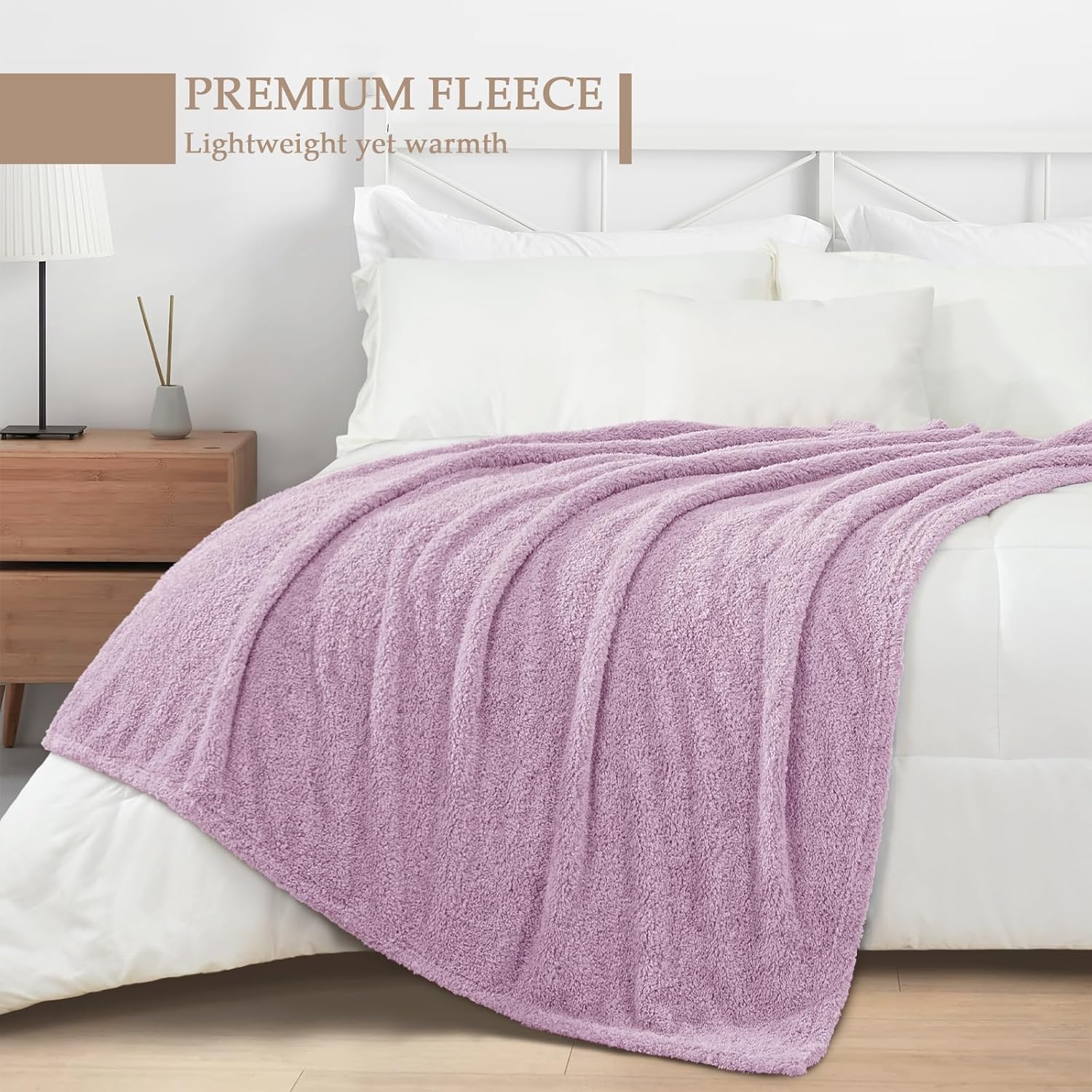 Exclusivo Mezcla Fleece Blanket for Couch, Soft and Cozy King Blankets for Women Men Girls Kids, Suitable for All Seasons, Light Purple, 90x104 Inches