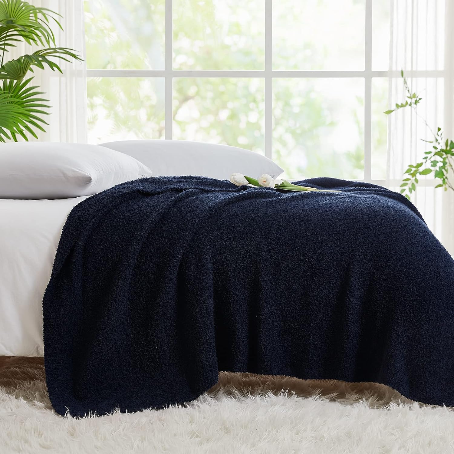 CYMULA Super Soft Knit Throw Blanket Twin Size Navy-Lightweight Plush Fuzzy Fluffy Warm Cozy Blankets and Throws for Sofa Bed All Season Use, 60x80 inches