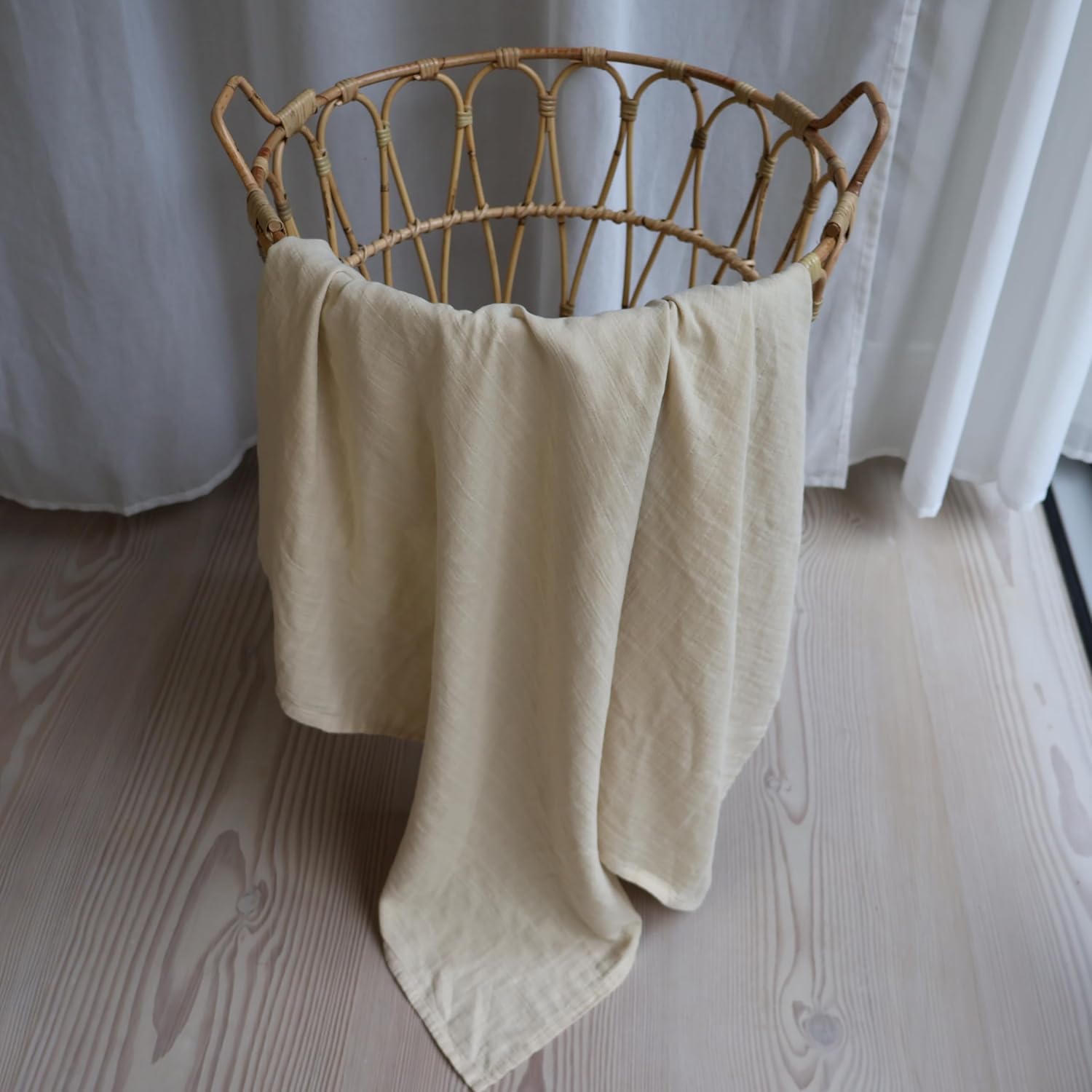 Swaddle - 100% Organic Cotton - Muslin Swaddle Blankets for Newborn, 47" x 47" (Fog)