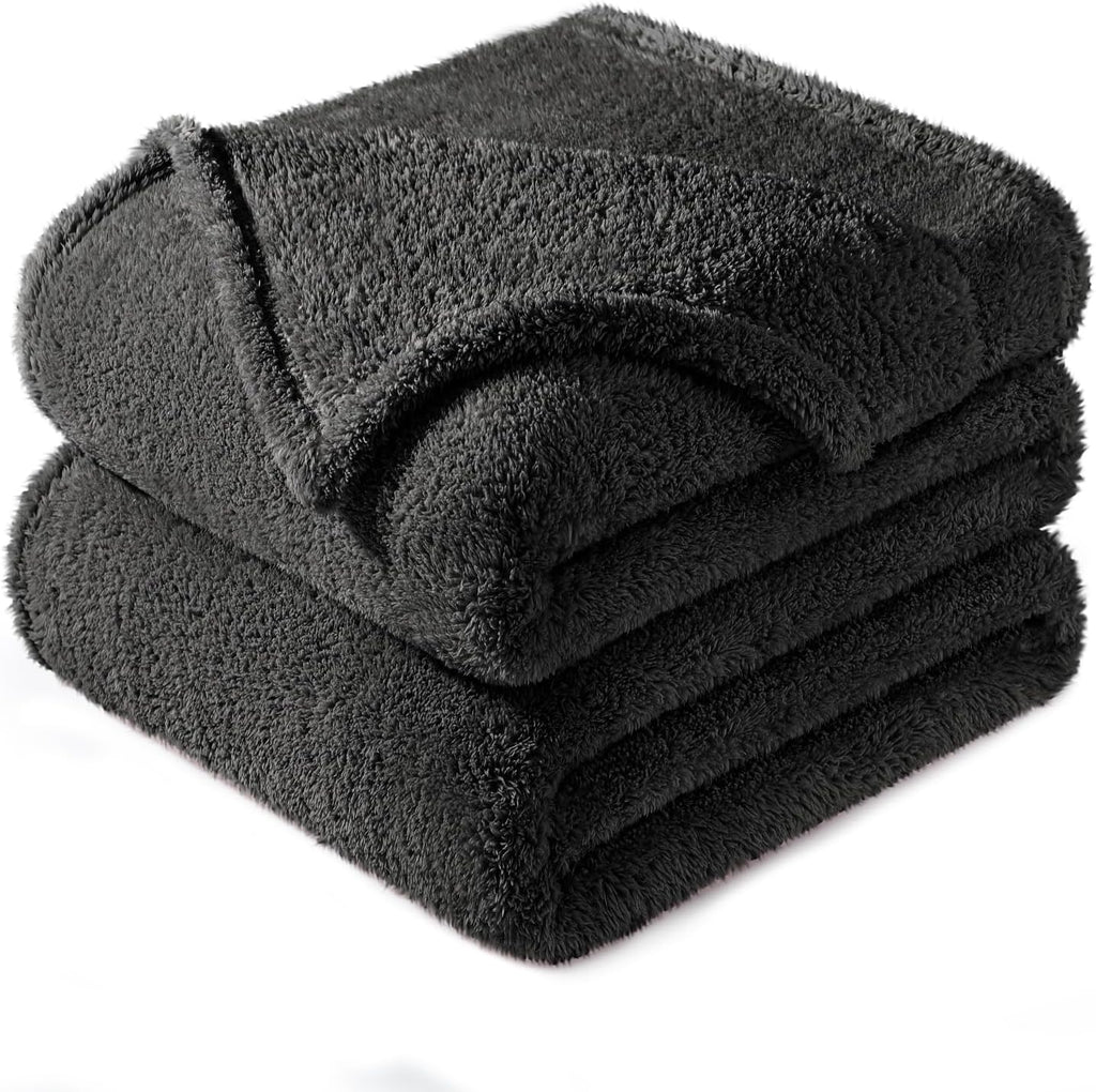 Exclusivo Mezcla Queen Size Flannel Fleece Blanket, Super Soft Velvet Plush Bed Blanket, Fuzzy Cozy and Warm for All Seasons, 90x90 Inches, Dark Grey