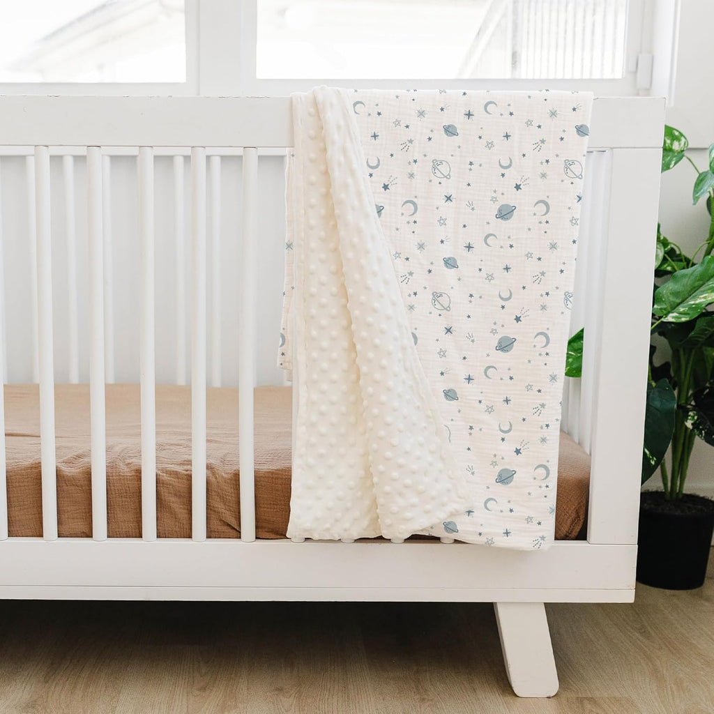 Konssy Baby Blankets for Unisex Boys Girls, Super Soft Nursery Minky Blankets with Muslin Cotton Front and Dotted Fleece Backing, Printed Bed Throws Newborn