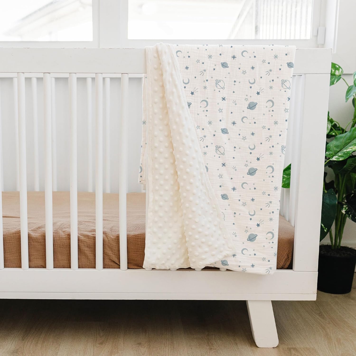 Konssy Baby Blankets for Unisex Boys Girls, Super Soft Nursery Minky Blankets with Muslin Cotton Front and Dotted Fleece Backing, Printed Bed Throws Newborn