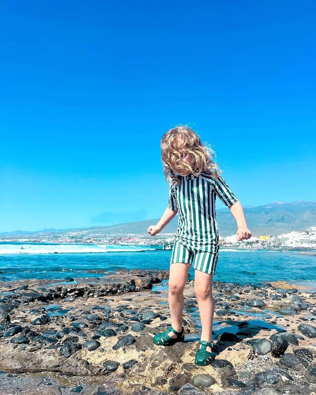 Boys One Piece Swimsuit Whale Dolphin Bathing Suit Zipper Rash Guard Kid Short Sleeve Swimwear Shark Beach Wear UPF50+