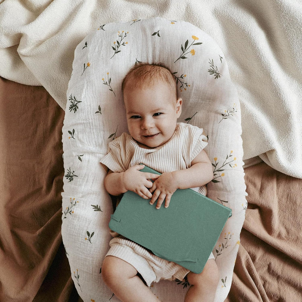 Gllquen Baby Muslin Bassinet Sheets 3 Pack, Breathable Elastic Cozy Fitted Cotton Bassinet Mattress Sheet for Baby Boy Girls, Fit for Hourglass Oval Rectangular Cradle Pad Sheets 33"x17" (Green)