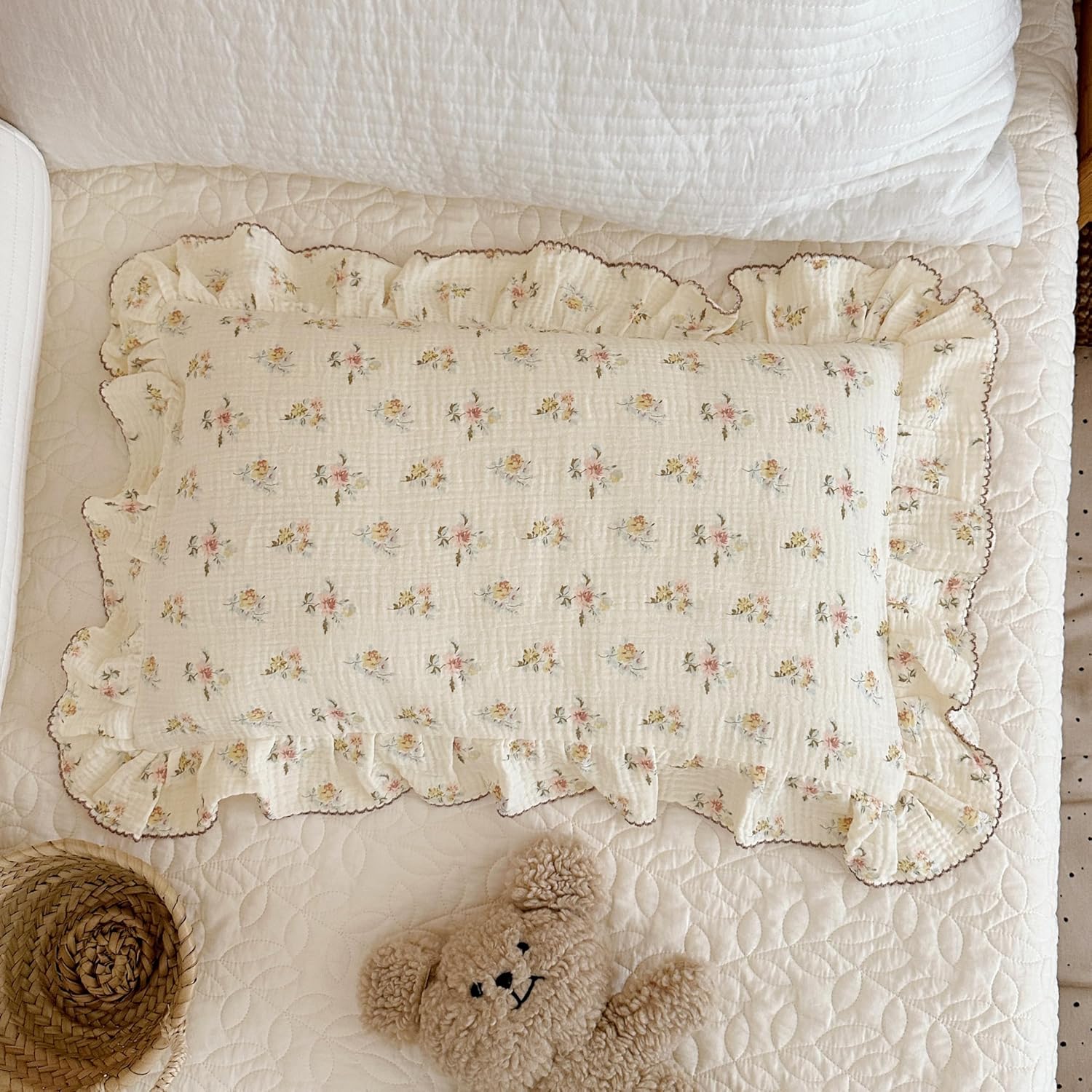 BuLuTu Double Layers Muslin Cotton Pillowcase King Size Vintage Floral Print Pillow Case Teens Girls Women Ruffled Pillow Cover, Envelope Closure, 20x36 inch, 1 Piece, Azalea