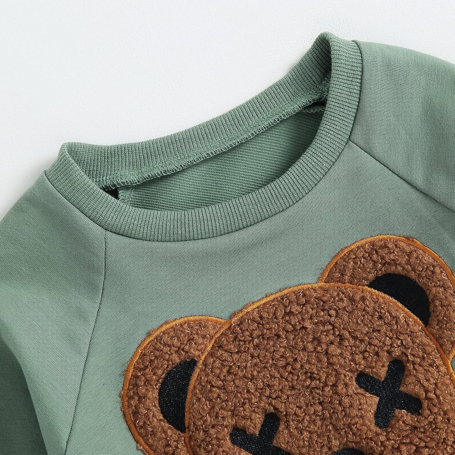 WZTYYDS Toddler Boy Clothes 2T 3T 4T 5T Fall Outfits Baby Pullover & Pants Sets Kids Winter 2Pcs Sweatsuit